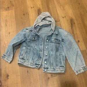 Women’s denim hooded jacket
